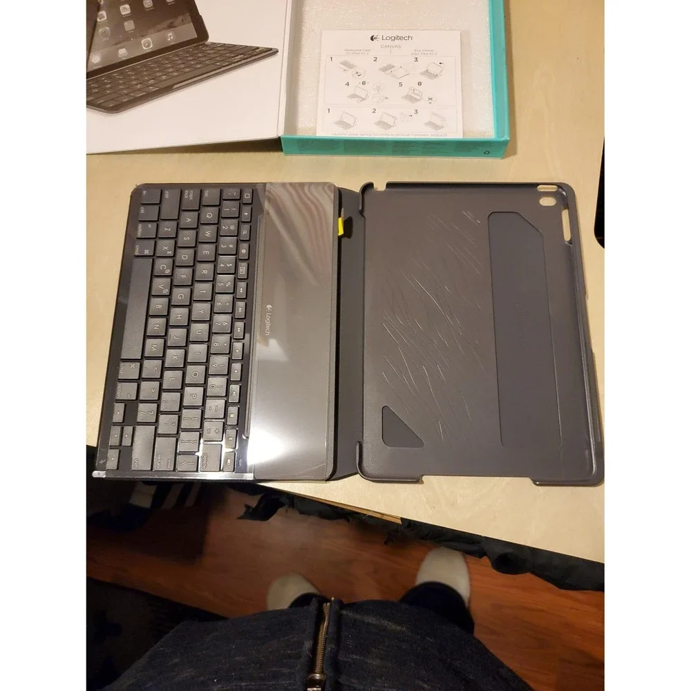 iPad Air 2 canvas keyboard case